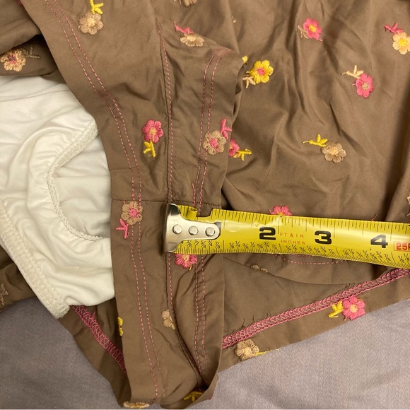 Free People Get Your Flirt On Embroidered Shorts Brown Pink Floral XL NWT - Picture 7 of 11